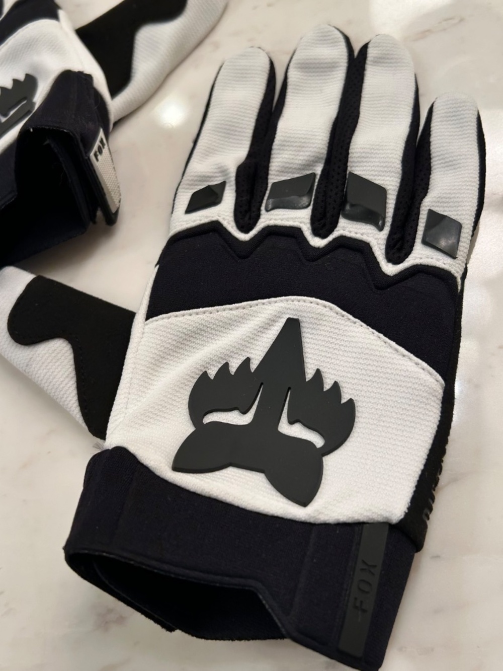 Fox Racing Gloves - Picture 2 of 8